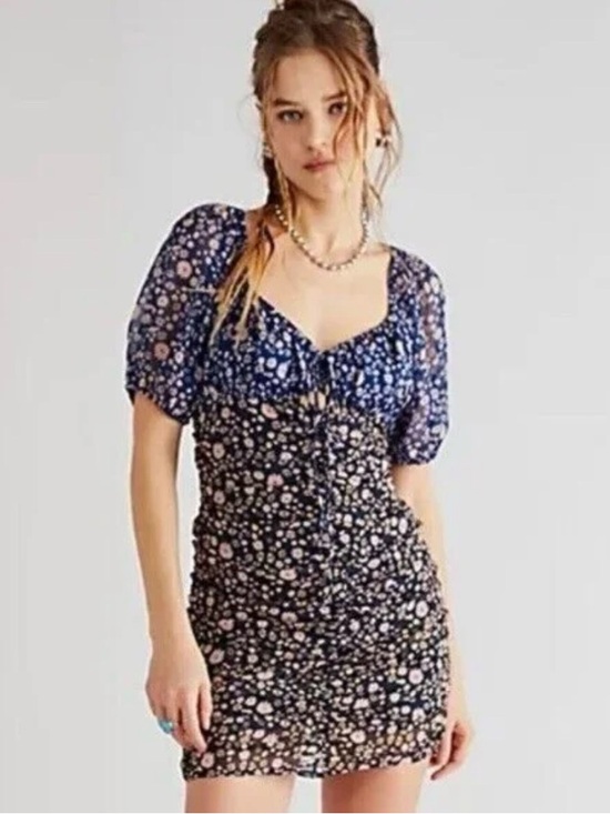 Free People Dresses & Skirts - Free People Floral Puff-Sleeve Navy Women’s Ruched Dress Top